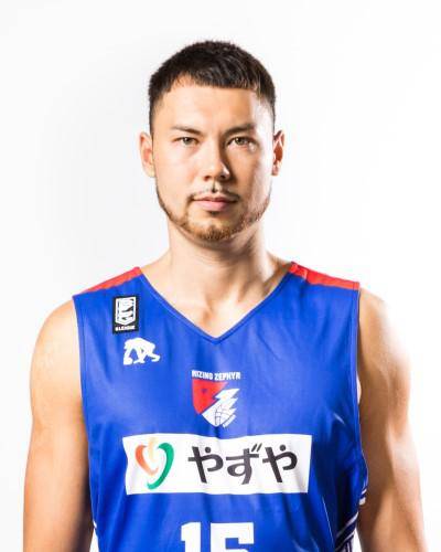 https://img.saibanjie.com/img/basketball/player/89efef3927acc14e86d908376d436a49.png