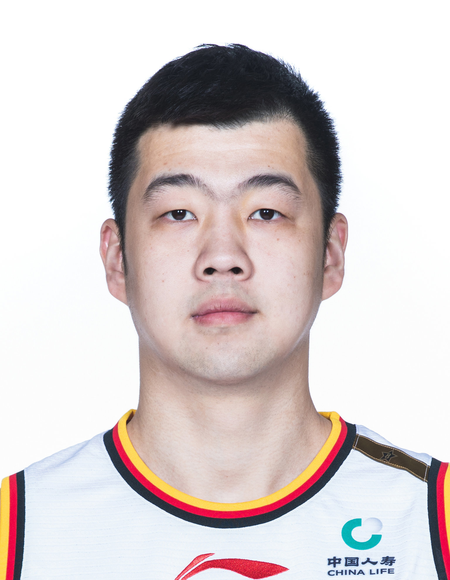 https://img.saibanjie.com/img/basketball/player/c6ca518bc161959d0610419ad754b397.jpg